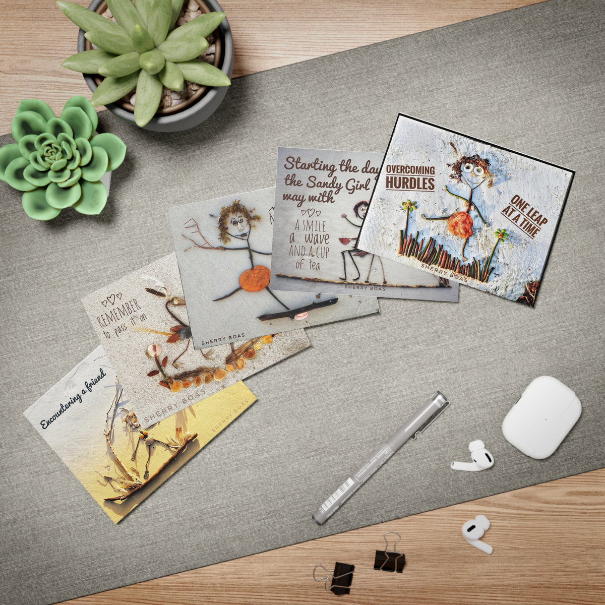 Sandy Girl and Friends Multi-Design Greeting Cards (5-Pack)